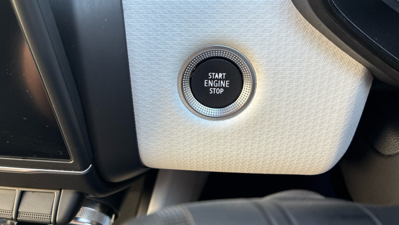 Renault Clio 1.6 E-TECH full hybrid 145 Techno 5dr Auto Hybrid Hatchback